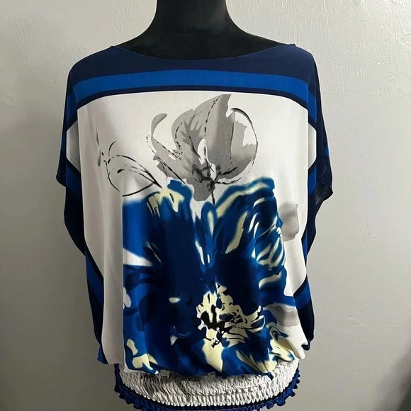 Isabella Rodriguez sleeveless top - Picture 1 of 6